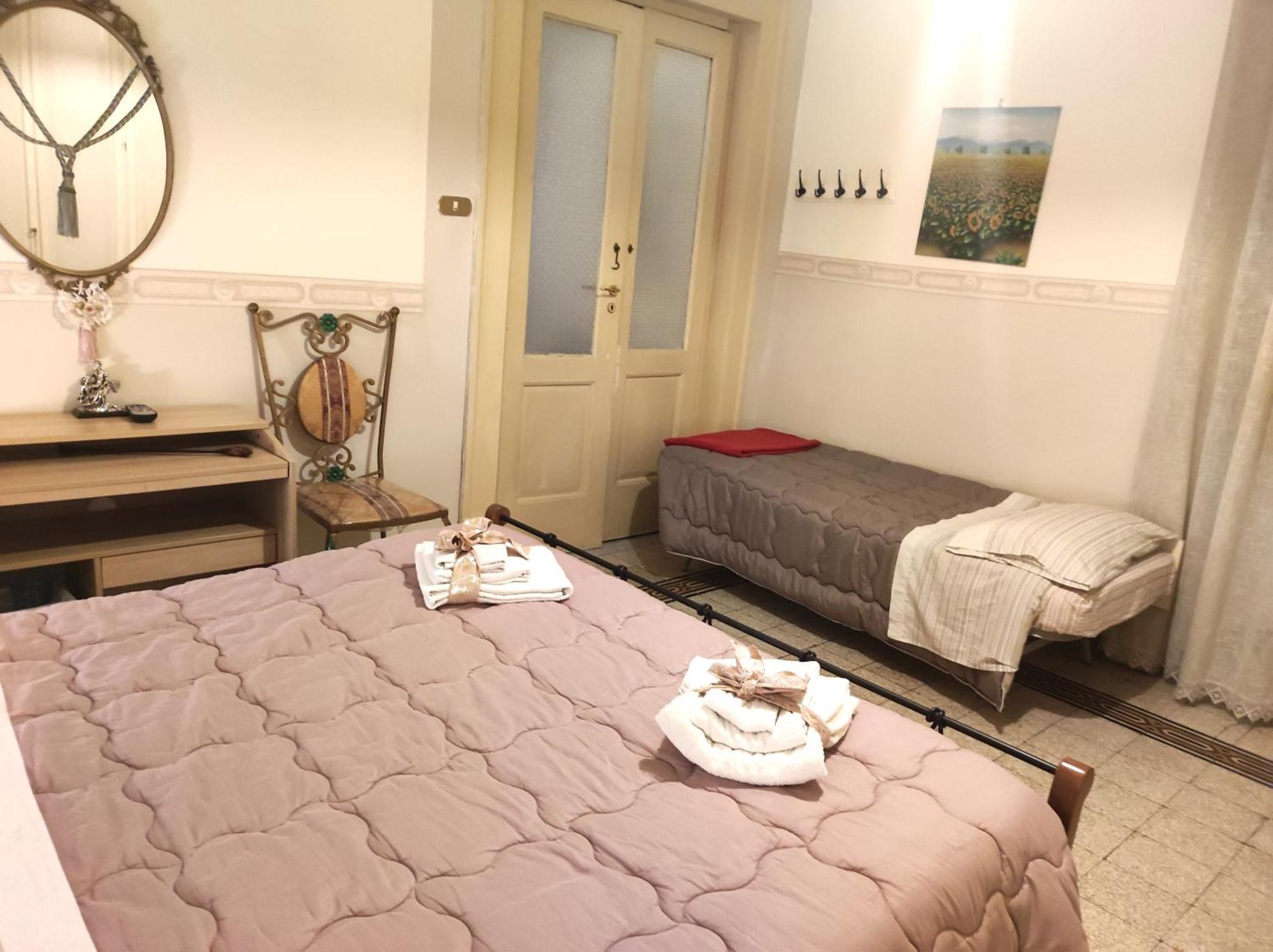 Апартаменты Casa Lillina A Toledo , Near Piazza Del Plebiscito Неаполь Экстерьер фото